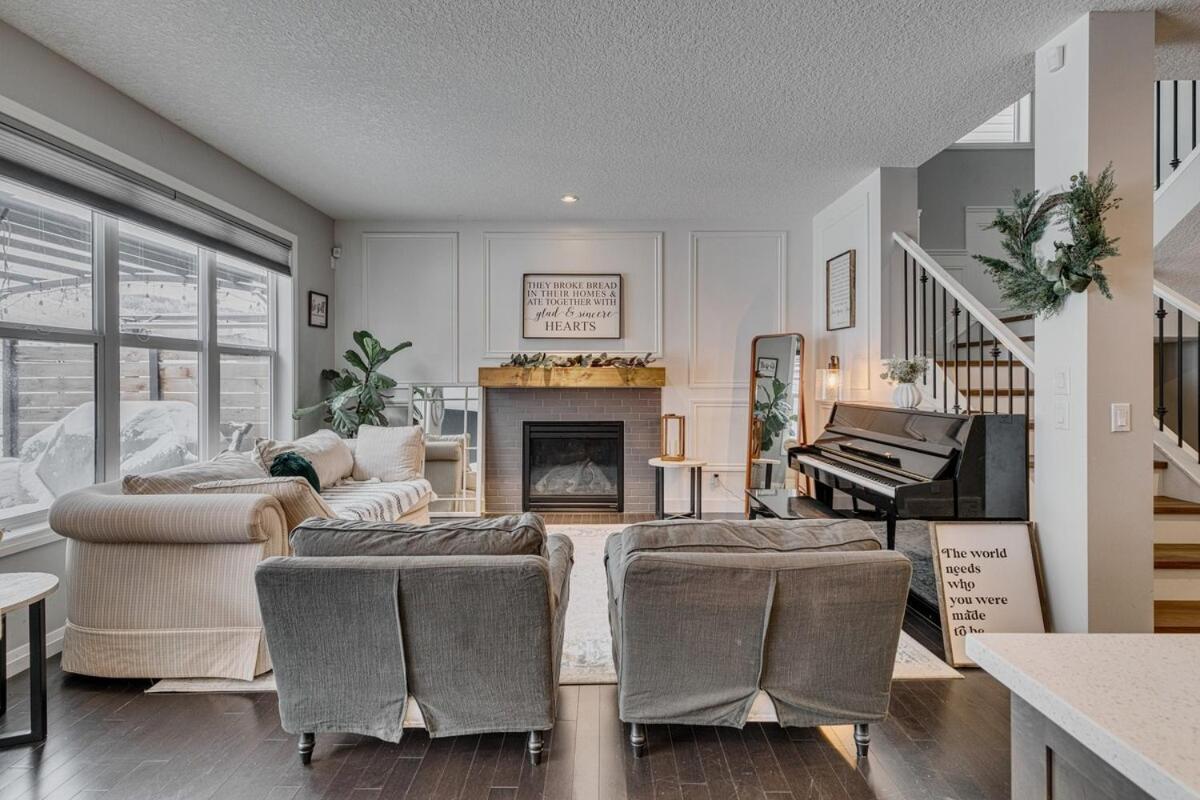 Lamont Villa Calgary Bagian luar foto